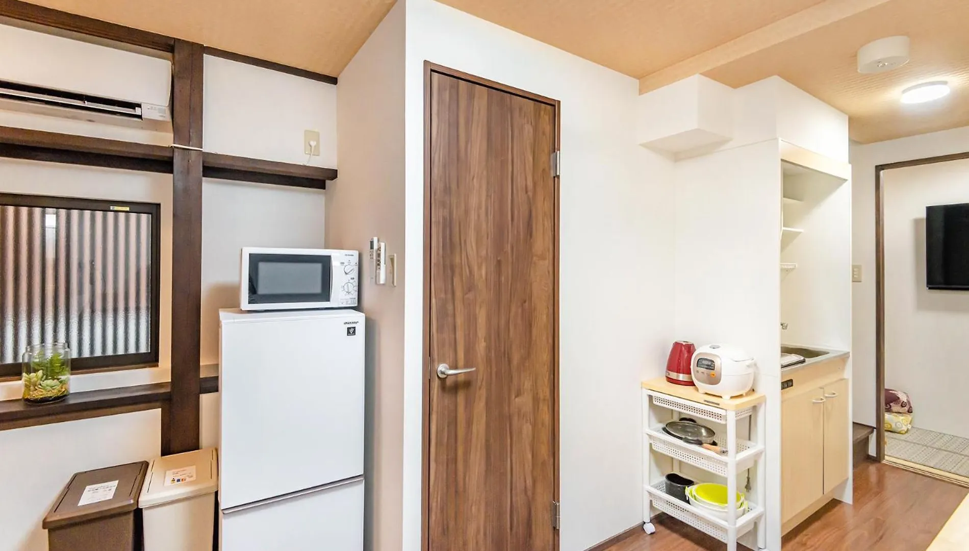 桜の宿 永城 3 Mins Walk From Subway Station Kyoto 0*,  Japan